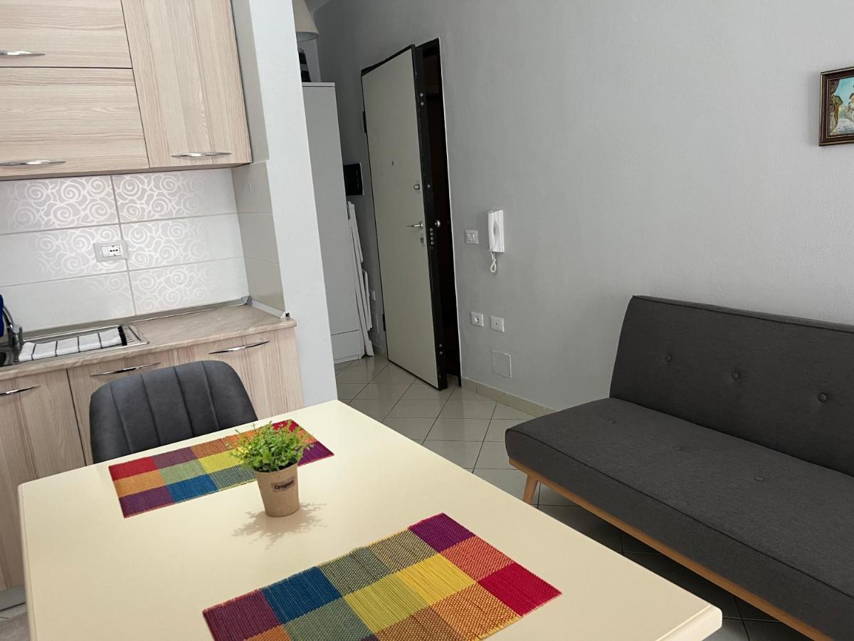 Apartament Emi Sol Wlora